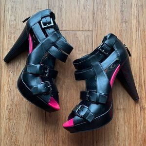 Guess pink and black buckle heels